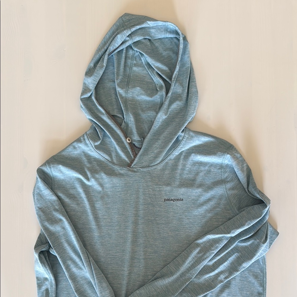 Patagonia Men's Blue Hooded Sun UV Shirt (M)